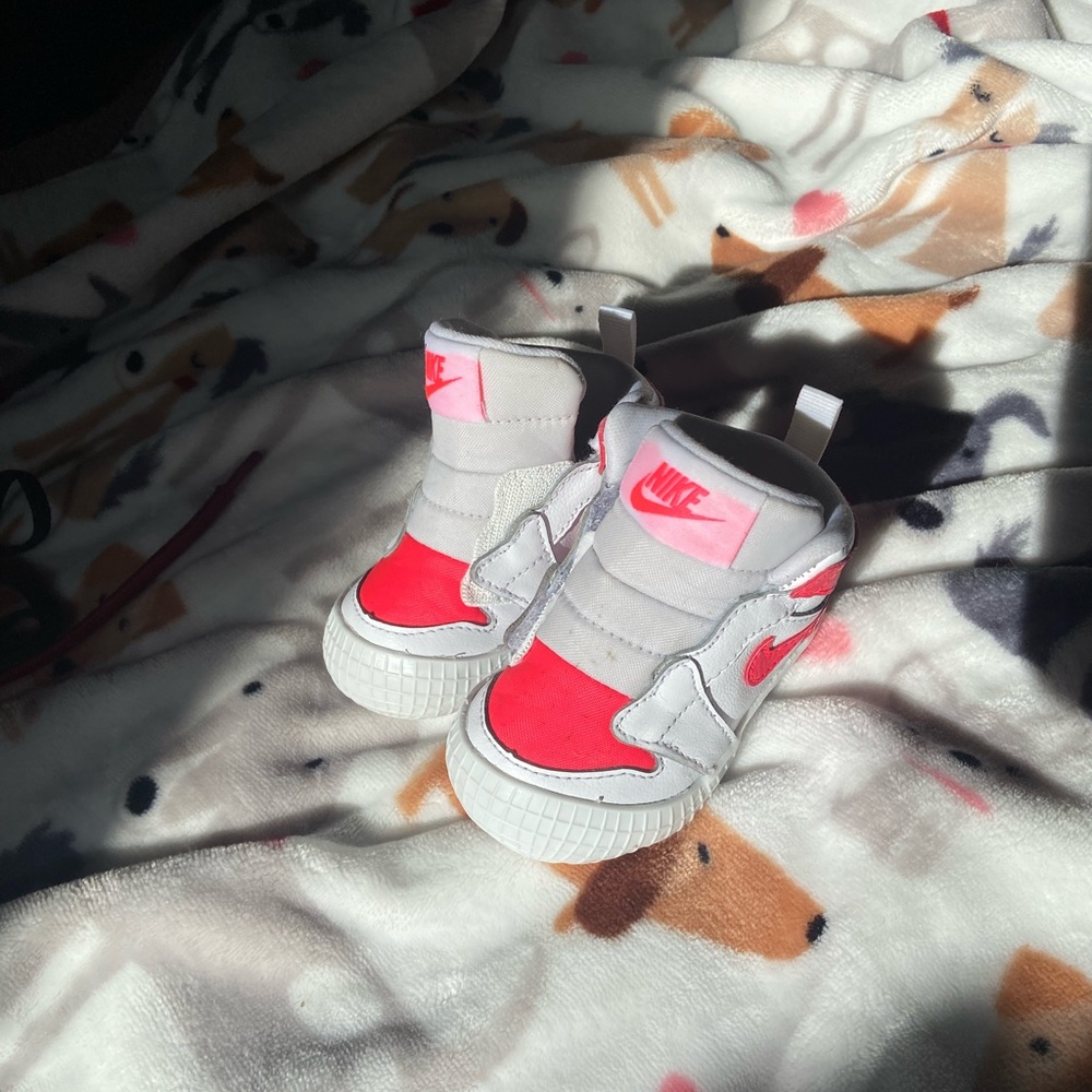 baby nike